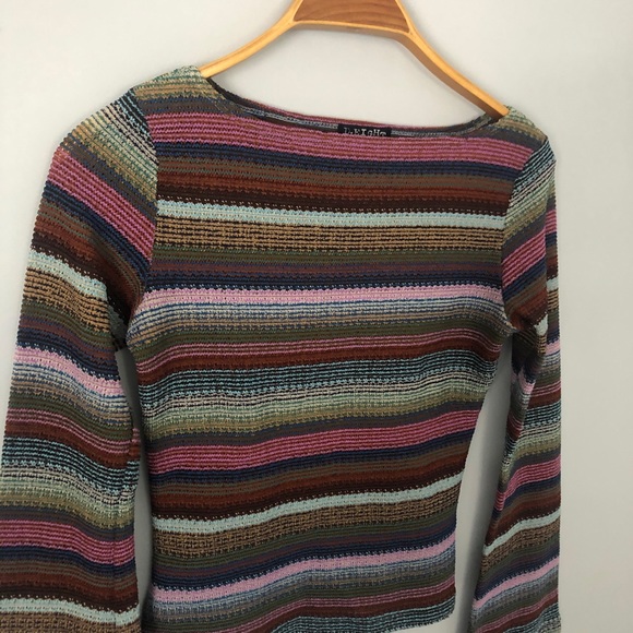 Vintage Tops - 70s fitted bell sleeve top made in USA